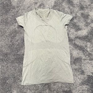 Lululemon Swiftly Tech